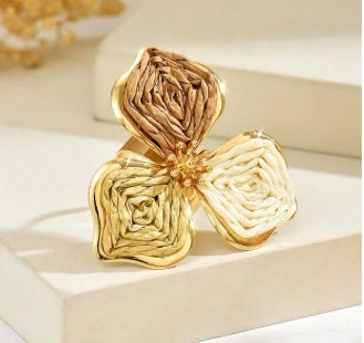 Desert Blossom Raffia Ring ✨