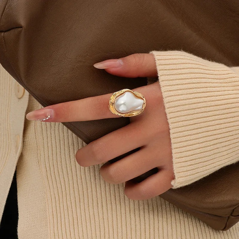 Gilded Moon Pearl Jewelry Set