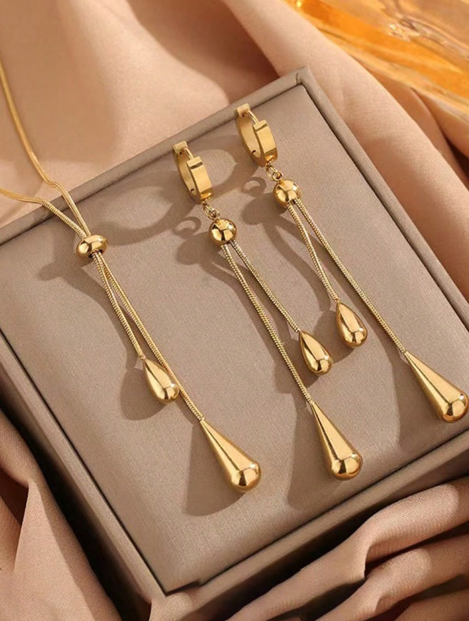 Golden Cascade Lariat Necklace & Earrings Set