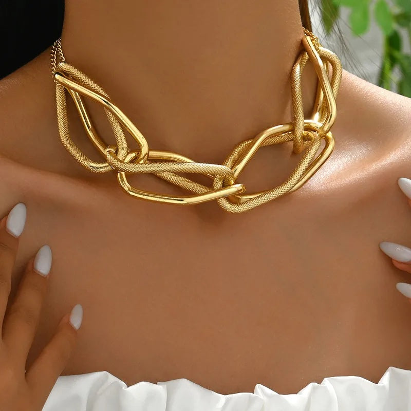Golden Empress Link Collar