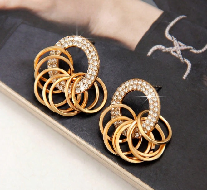 Golden Orbit Luxe Earrings ✨