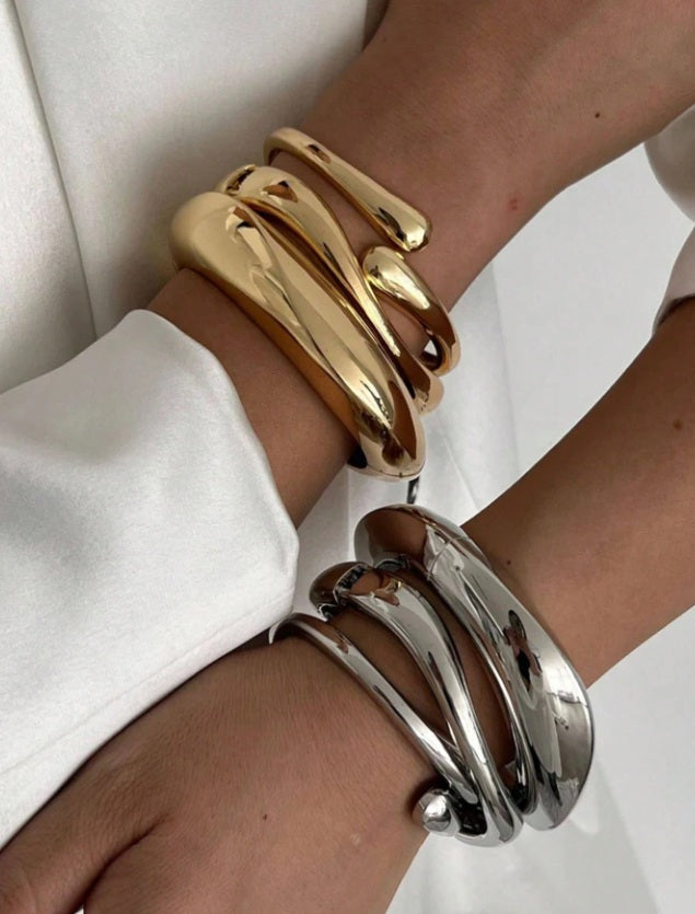 Luna Flux Sculpted Bangle Set