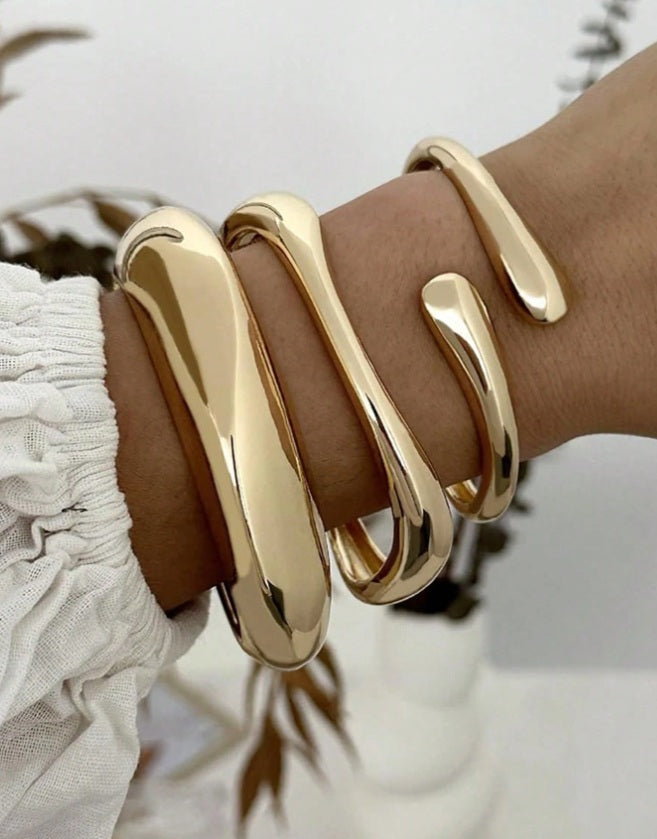 Luna Flux Sculpted Bangle Set