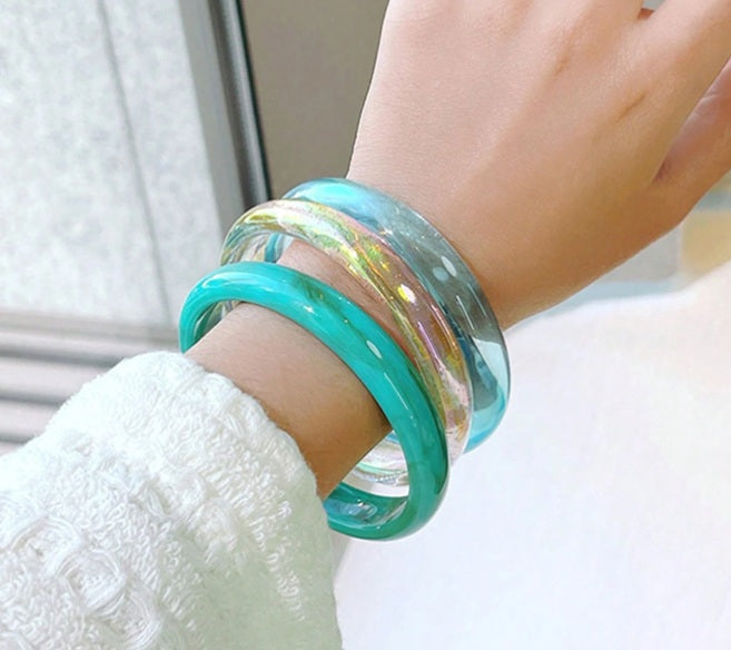 Ocean Aura Resin Bangle Set