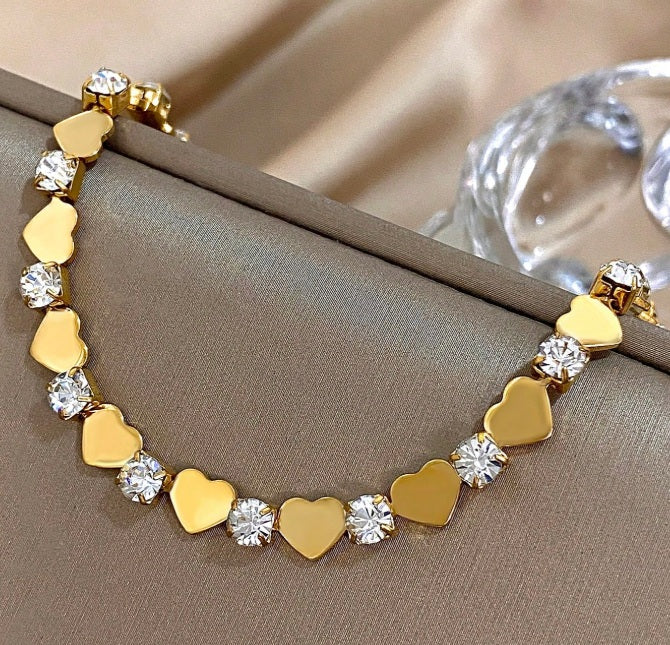Sparkling Heart Link Bracelet