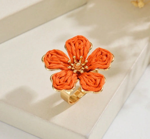Sunset Bloom Raffia Ring ✨