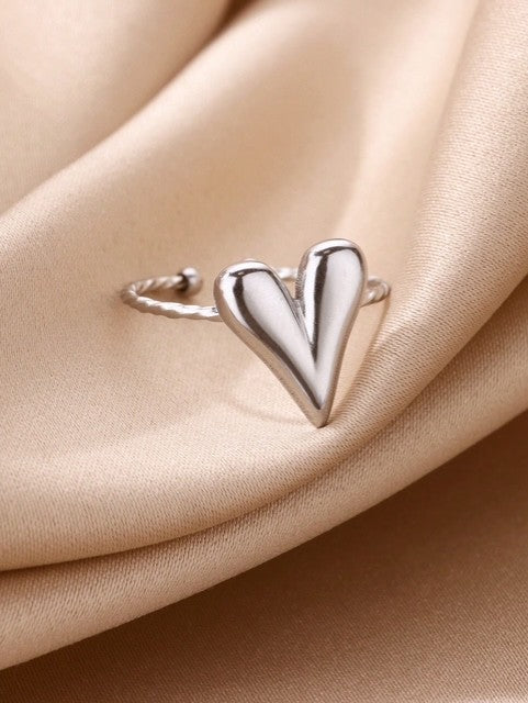 Twisted Heart Glow Ring